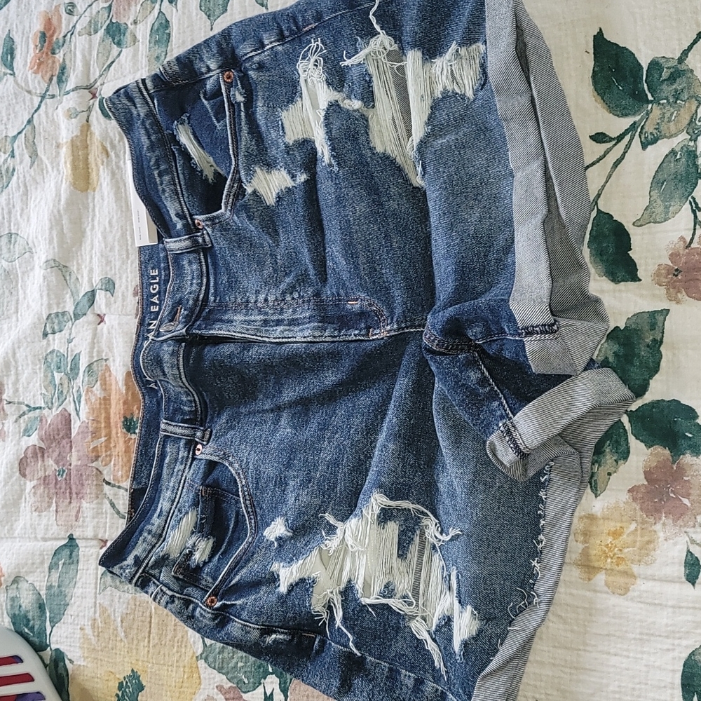 American eagle mom shorts